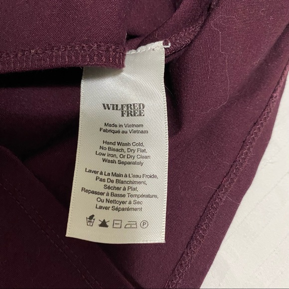 Aritzia Wilfred Cropped Wrap Front Long Sleeve Top Maroon size Small - Picture 5 of 9
